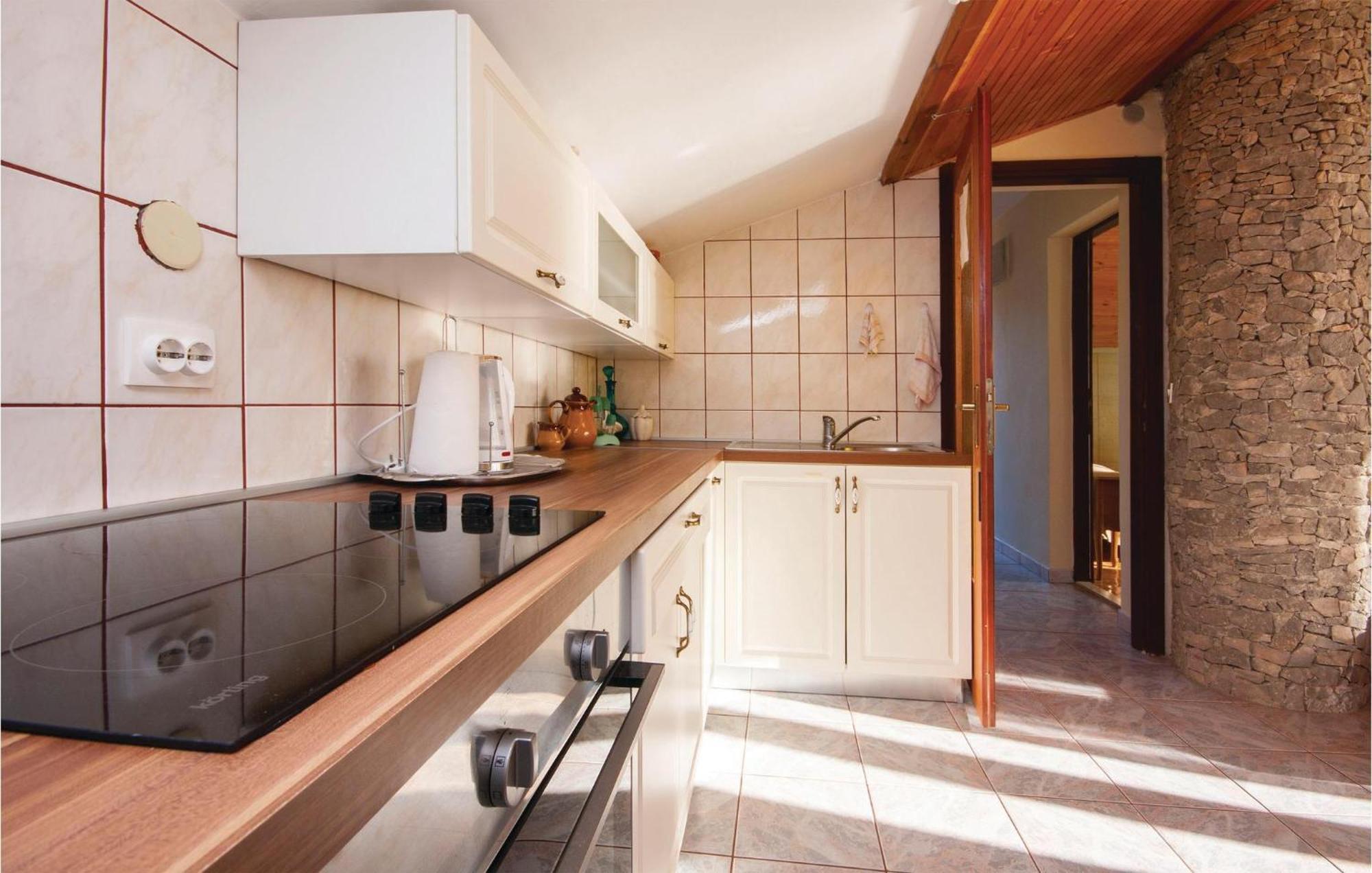 Awesome Apartment In Jadrija With Wifi Eksteriør bilde