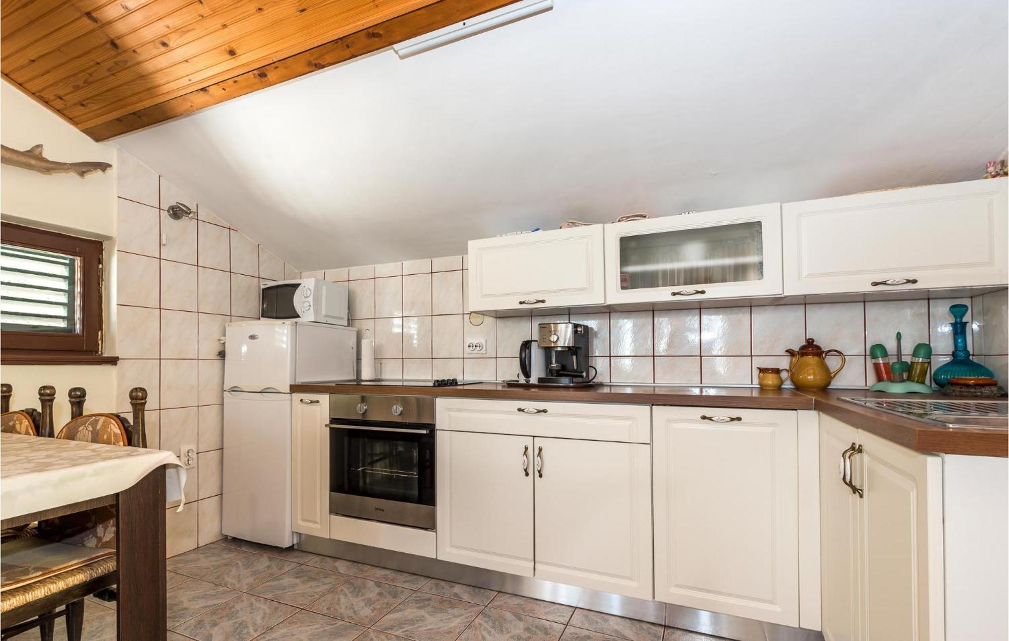 Awesome Apartment In Jadrija With Wifi Eksteriør bilde